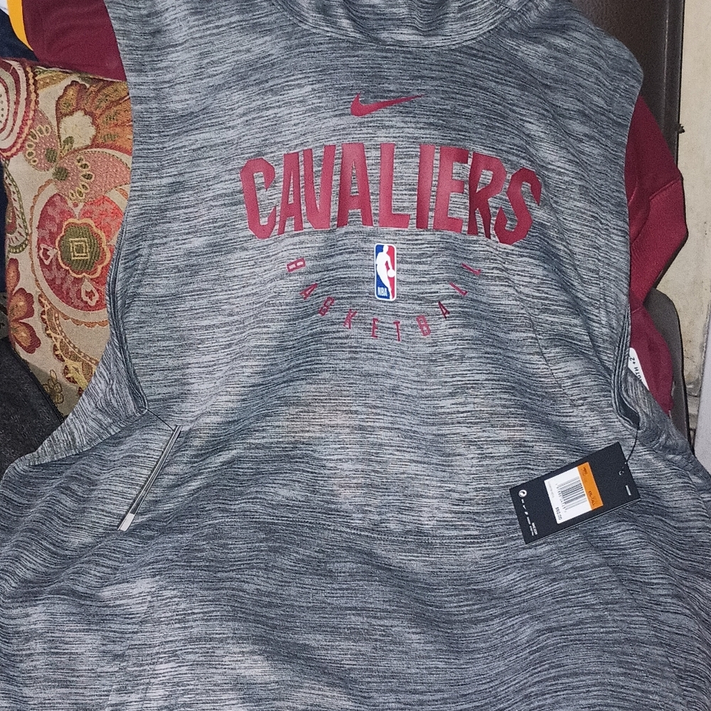 Cleveland Cavalier sleeveless pullover